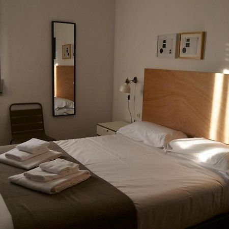 Tres Puentes Anguiano Apartamentos Y Hostal Экстерьер фото