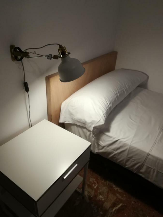 Tres Puentes Anguiano Apartamentos Y Hostal Экстерьер фото