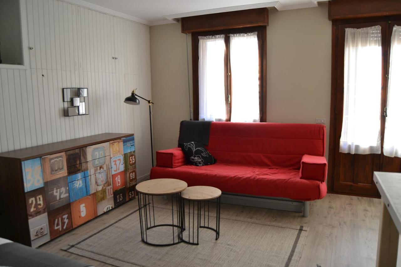 Tres Puentes Anguiano Apartamentos Y Hostal Экстерьер фото